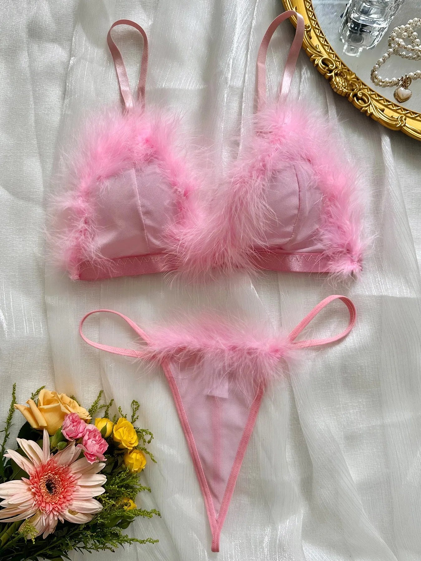 Western Erotic Mesh Furry Bra Thongs Seductive Underwearsss Seductive Clothing Lingerie Set