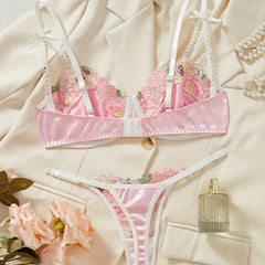 Western French Sweet Floral Embroidery Mesh Bra