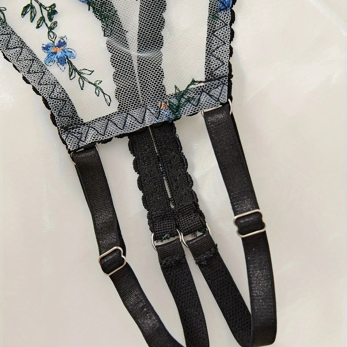 Western Hollow Out Embroidery Bra Crotchless Open Lingerie Sets