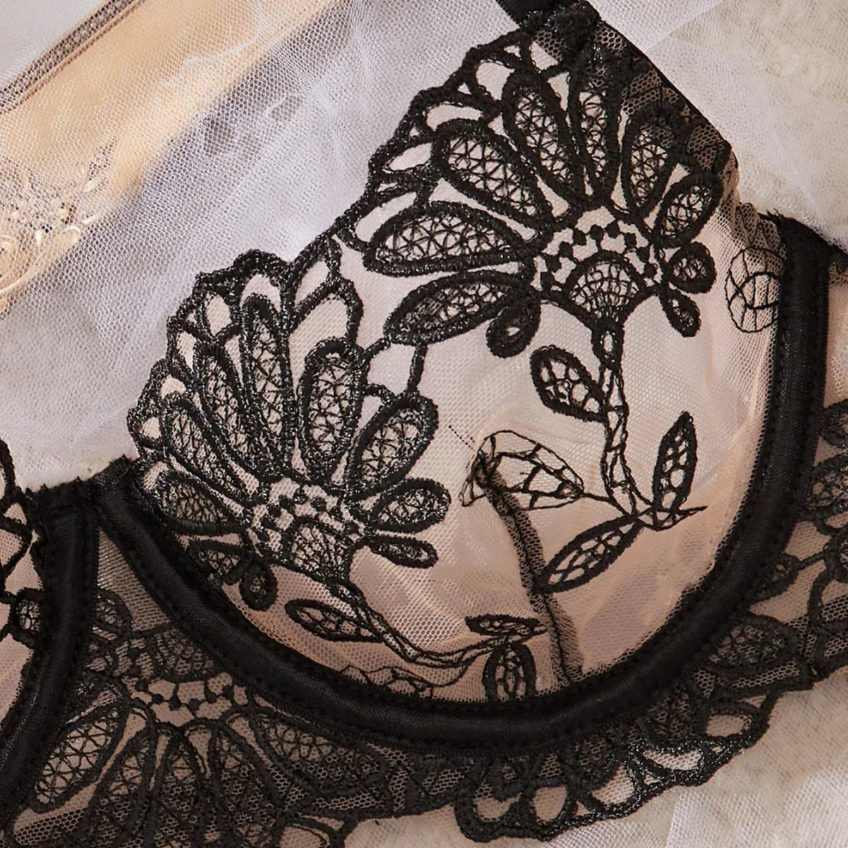 Western Mesh Floral Embroidery Push Up See Through Bra Thong Erotic Seductive Underwear Clothing Lingerie Set