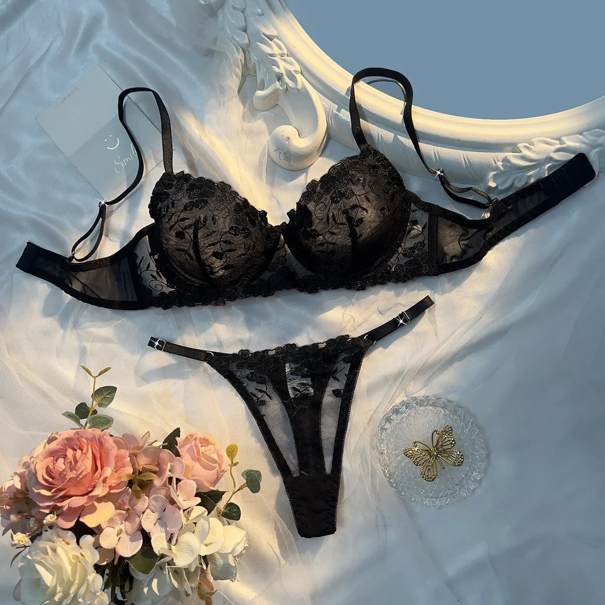 Western Red Pure Bra See Through Mesh Embroidery Underwearss Erotic Seductive Clothings Lingerie Set