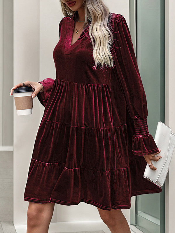Pleated Solid Color Velvet A-Line Long Sleeves V-Neck Mini Dresses