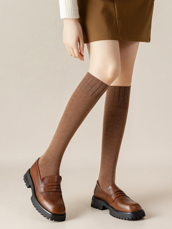 Casual Breathable Solid Color Mid-Calf Socks
