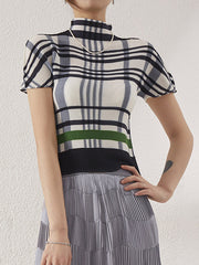 Contrast Color Pleated Short Sleeves Mock Neck T-Shirts Tops