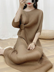 Pleated Solid Color Half Sleeves Irregular Clipping Round-Neck Midi Dresses