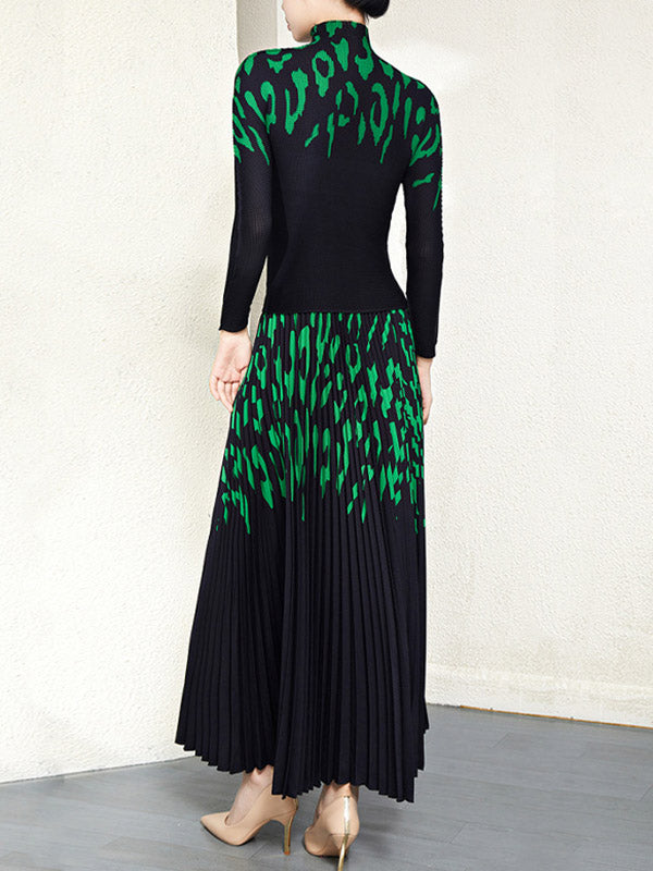 Printed Long Sleeves Mock Neck T-Shirt Top + Pleated A-Line Skirts Bottom Two Pieces Set