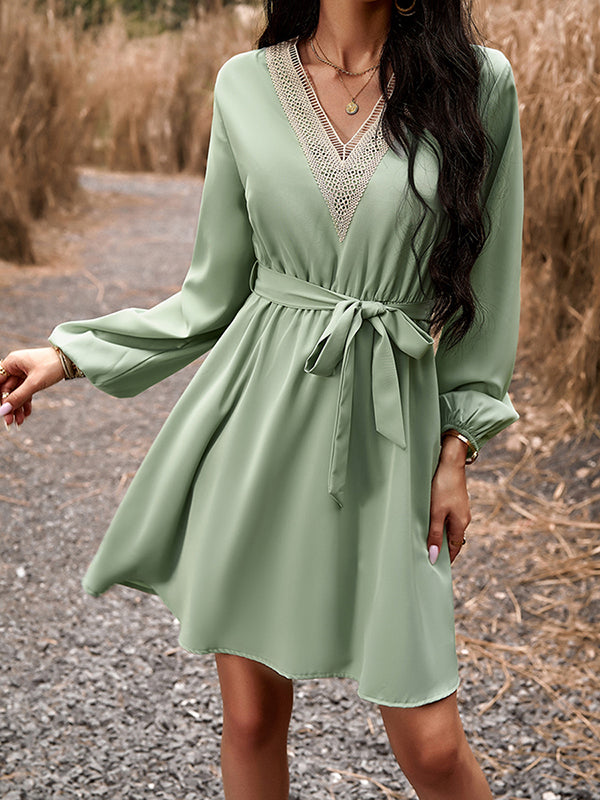 Elasticity Hollow Split-Joint Tied Waist Long Sleeves Loose V-Neck Mini Dresses