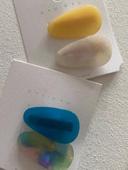 Asymmetric Contrast Color Hair Clips
