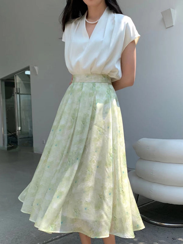 Loose Raglan Sleeve Pleated Solid Color V-Neck Blouses