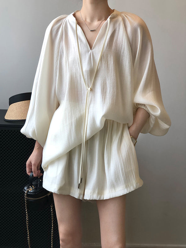 Split-Joint Solid Color  Sun Protection Tied V-neck Long Sleeves Top + Shorts Two Pieces Set