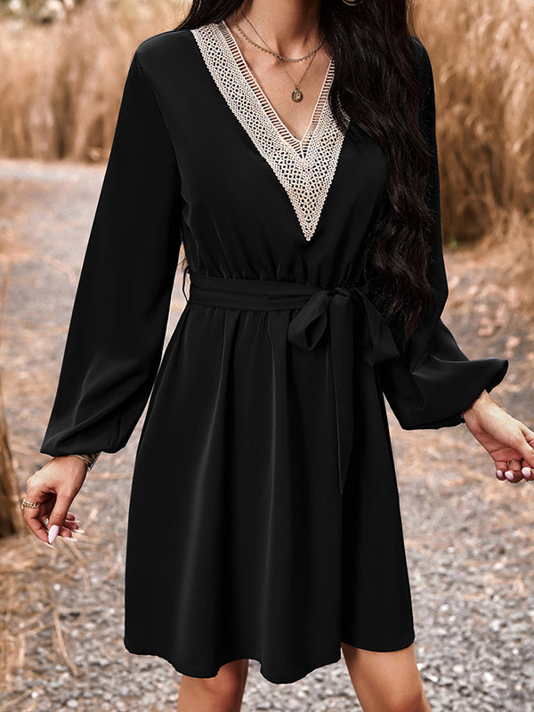 Elasticity Hollow Split-Joint Tied Waist Long Sleeves Loose V-Neck Mini Dresses