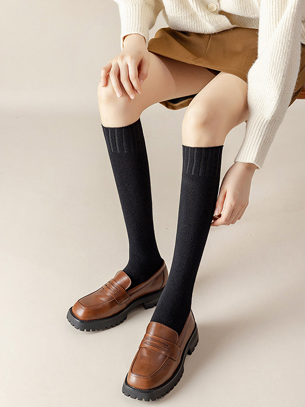 Casual Breathable Solid Color Mid-Calf Socks