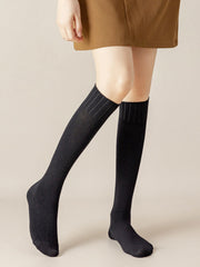 Casual Breathable Solid Color Mid-Calf Socks