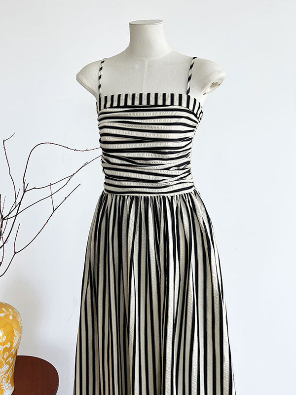 Pleated Split-Joint Striped Loose Sleeveless Spaghetti-Neck Midi Dresses