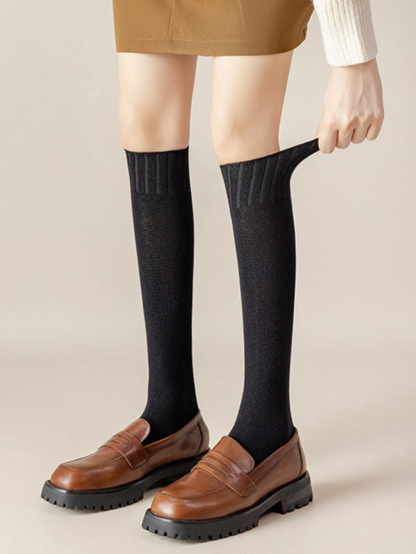 Casual Breathable Solid Color Mid-Calf Socks