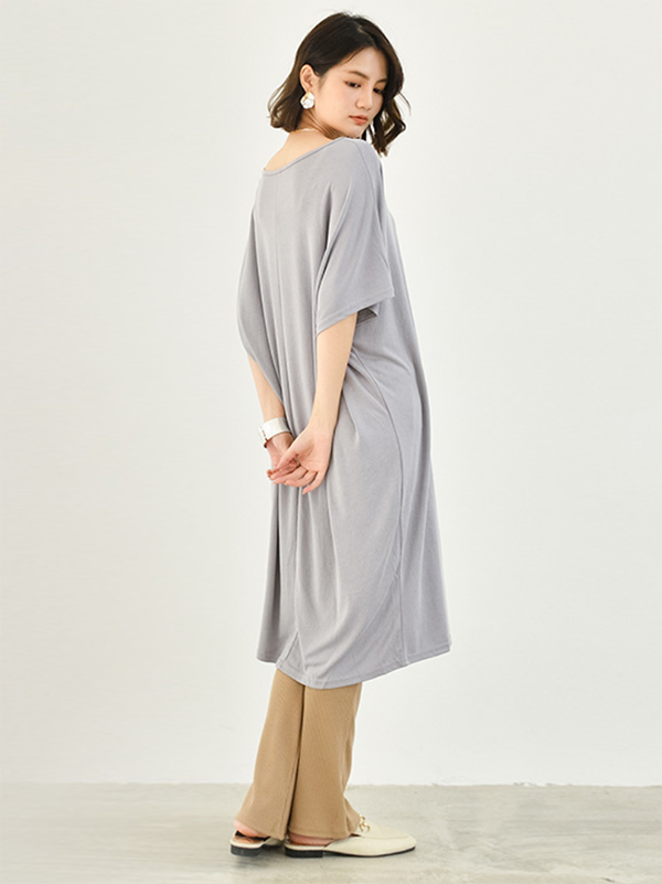 Casual Batwing Half Sleeves Solid Color Round-Neck Midi Dresses
