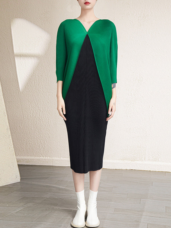 Urban Batwing Sleeves Contrast Color Pleated V-Neck Midi Dresses