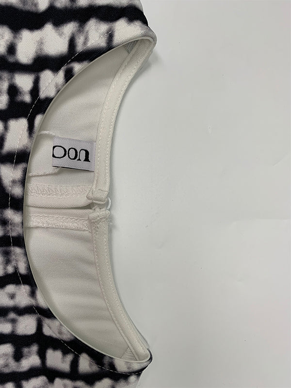 Loose Three-Quarter Sleeves Printed Split-Front Round-Neck Midi Dresses