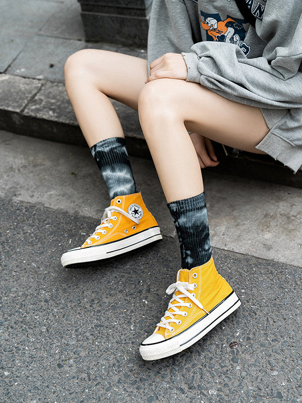 Pleated Tie-Dyed Socks