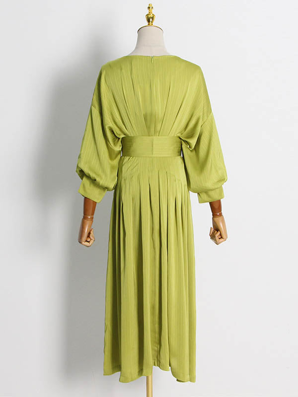 Original Flared Sleeves Half Sleeves Solid Color Boat Neck Midi Dresses