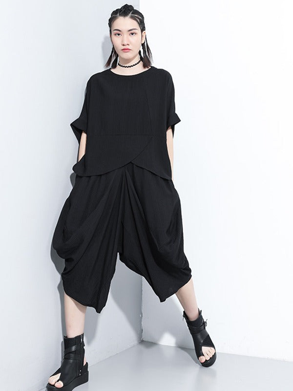 Loose Solid Color Round-Neck Short Sleeves  Tops+ Elasticity Pleated Cropped Pants Two Pieces Set