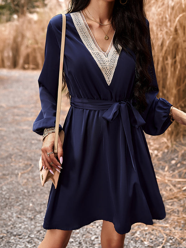 Elasticity Hollow Split-Joint Tied Waist Long Sleeves Loose V-Neck Mini Dresses