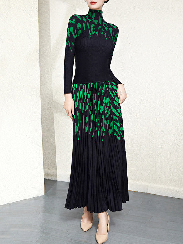 Printed Long Sleeves Mock Neck T-Shirt Top + Pleated A-Line Skirts Bottom Two Pieces Set